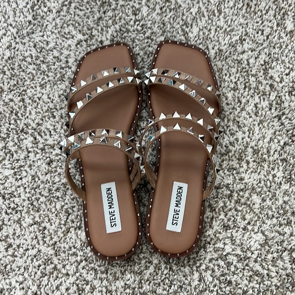 Steve Madden Sandals in Size 8.5